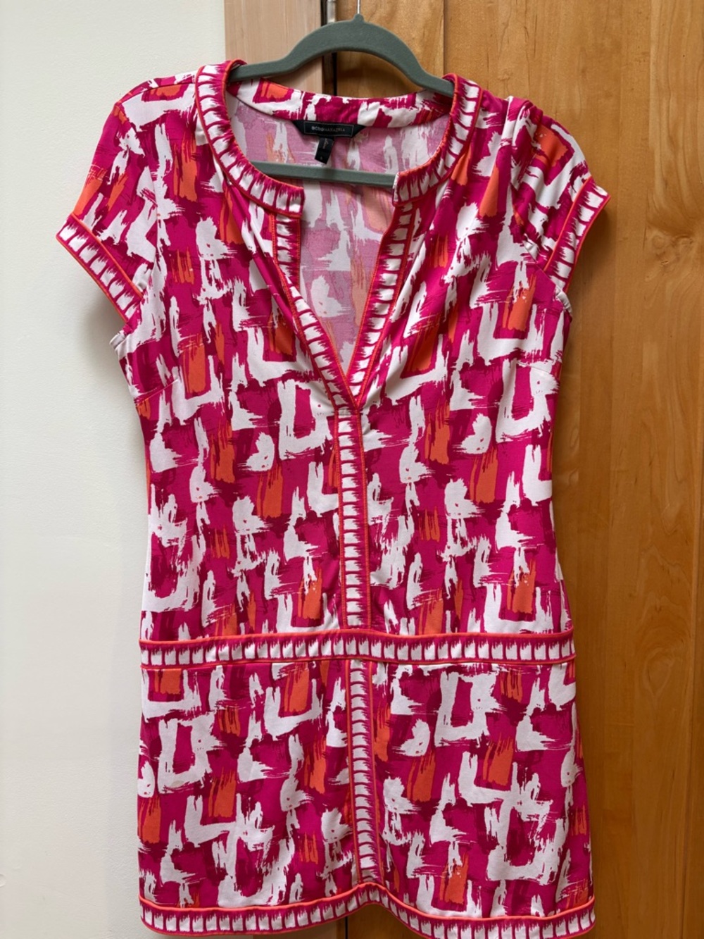 BCBG women’s  Pink, Orange & White Printed Shift Dress